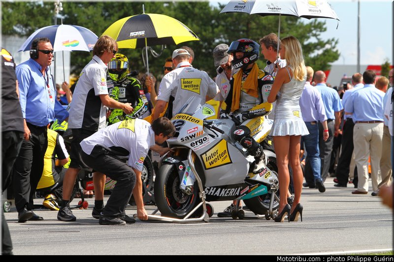moto2_luthi_003_republique_tcheque_brno_2011