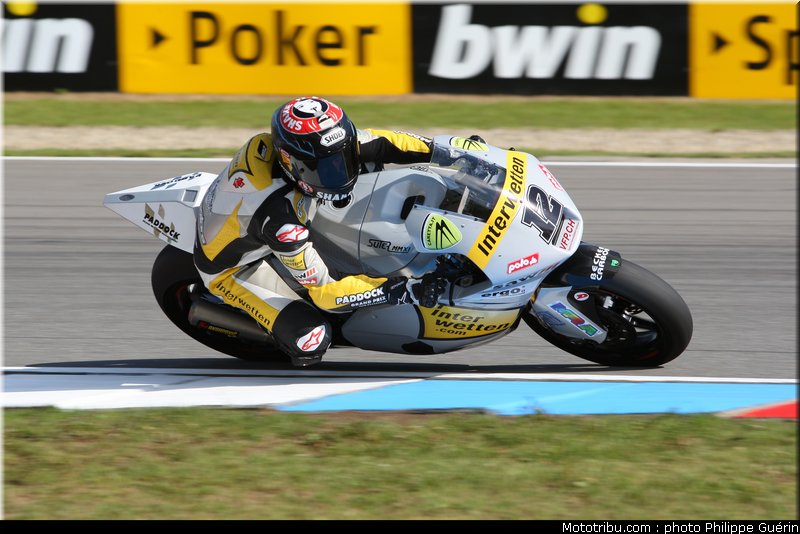 moto2_luthi_011_republique_tcheque_brno_2011