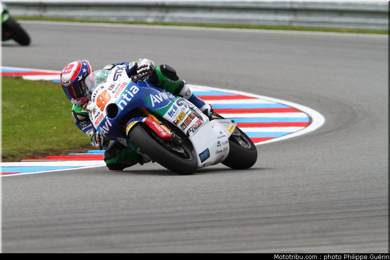moto2_noyes_001_republique_tcheque_brno_2011