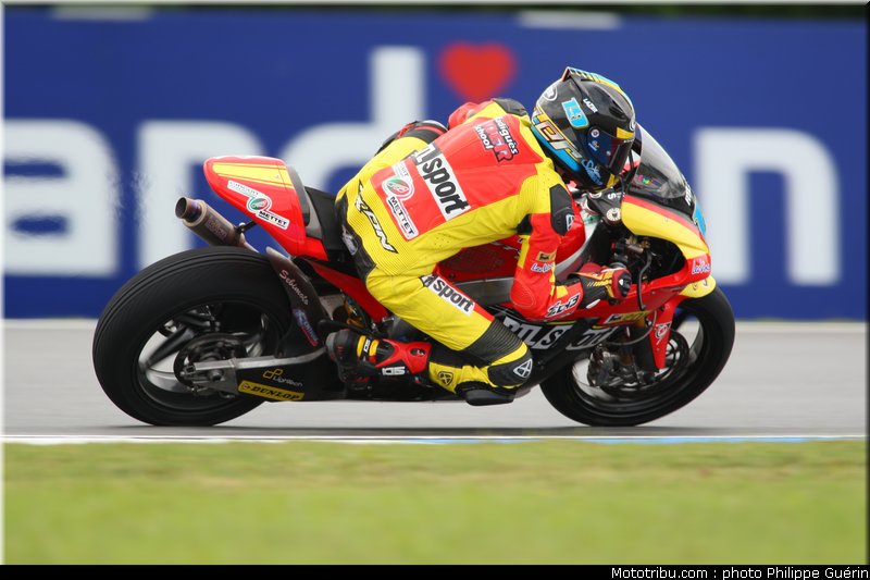 moto2_simeon_005_republique_tcheque_brno_2011