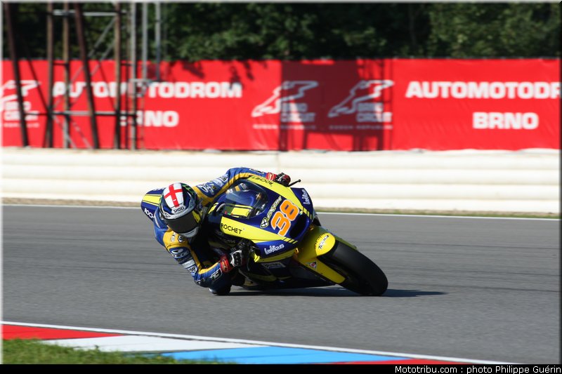 moto2_smith_006_republique_tcheque_brno_2011