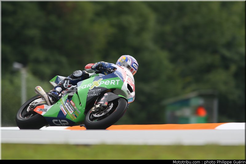 moto2_sofuoglu_004_republique_tcheque_brno_2011