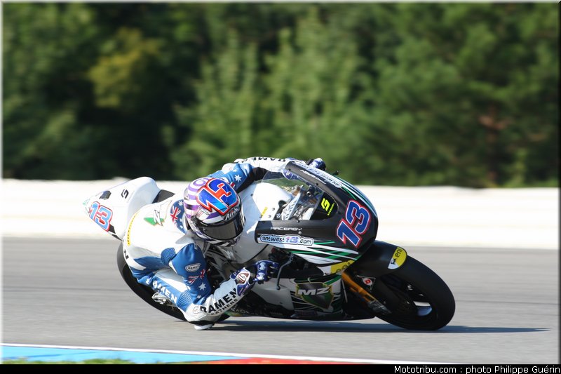 moto2_west_004_republique_tcheque_brno_2011