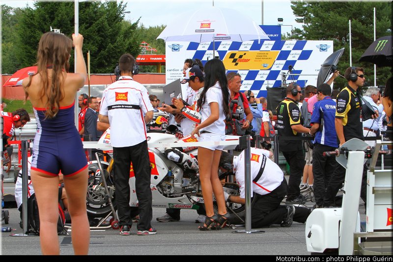 motogp_aoyama_005_republique_tcheque_brno_2011