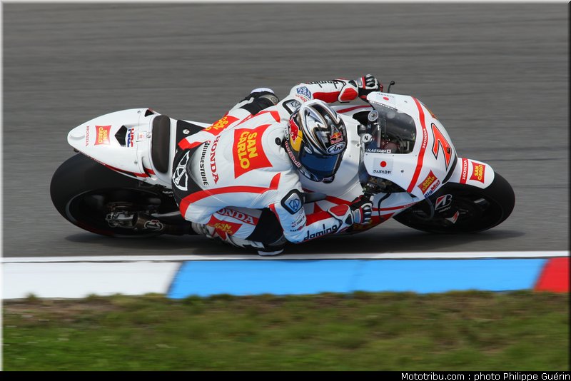motogp_aoyama_012_republique_tcheque_brno_2011