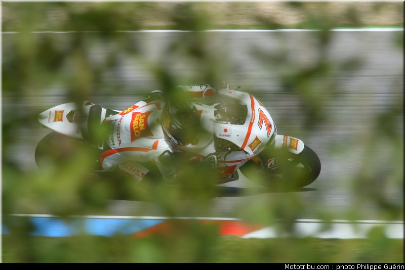 motogp_aoyama_013_republique_tcheque_brno_2011