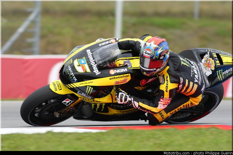 motogp_edwards_014_republique_tcheque_brno_2011