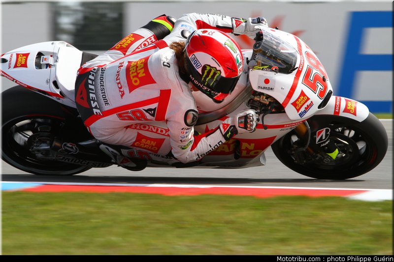 motogp_simoncelli_008_republique_tcheque_brno_2011