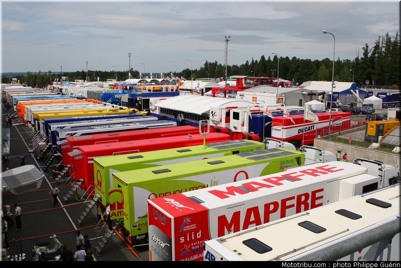 motogp_stand_019_republique_tcheque_brno_2011