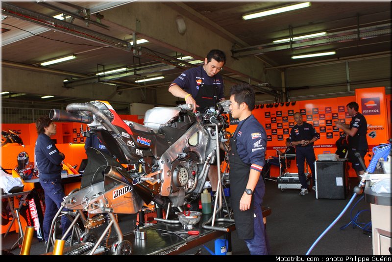 motogp_stand_040_republique_tcheque_brno_2011