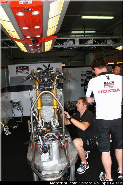 motogp_stand_043_republique_tcheque_brno_2011