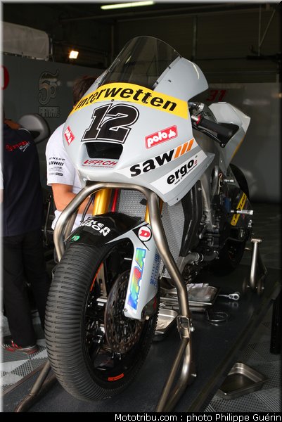 motogp_stand_048_republique_tcheque_brno_2011
