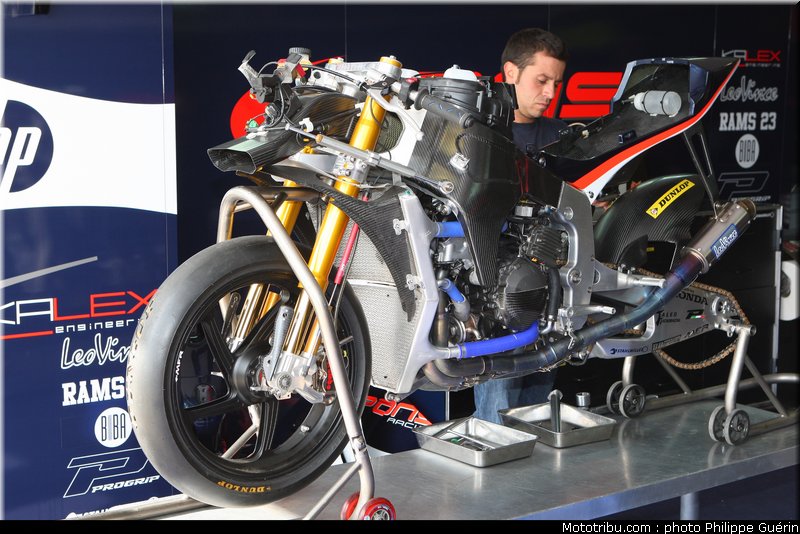 motogp_stand_049_republique_tcheque_brno_2011