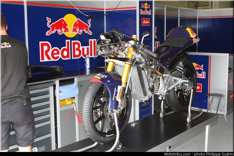 motogp_stand_056_republique_tcheque_brno_2011