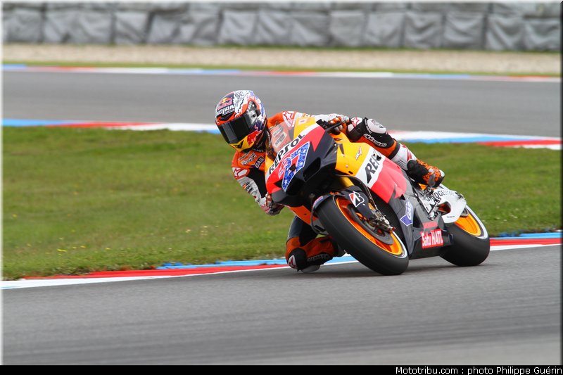 motogp_stoner_005_republique_tcheque_brno_2011