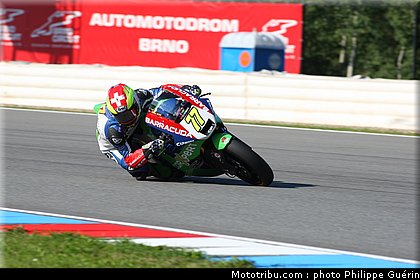 moto2_aegerter_004_republique_tcheque_brno_2011.JPG