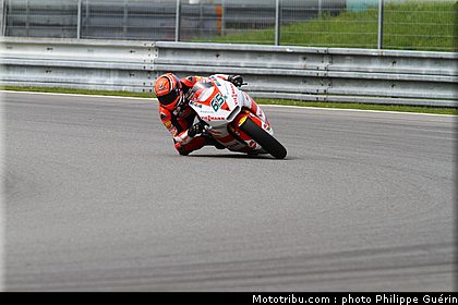 moto2_bradl_003_republique_tcheque_brno_2011.JPG