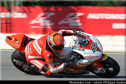 moto2_bradl_006_republique_tcheque_brno_2011.JPG