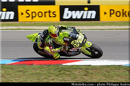 moto2_iannone_006_republique_tcheque_brno_2011.JPG