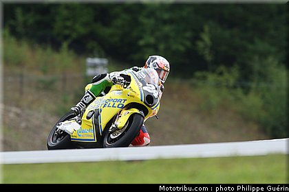 moto2_lorenzetti_004_republique_tcheque_brno_2011.JPG