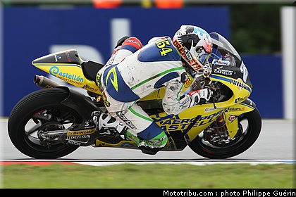 moto2_lorenzetti_005_republique_tcheque_brno_2011.JPG