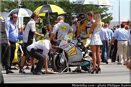 moto2_luthi_003_republique_tcheque_brno_2011.JPG
