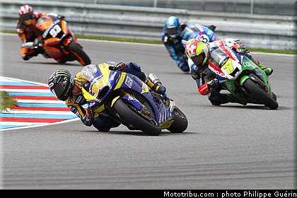 moto2_smith_004_republique_tcheque_brno_2011.JPG