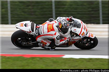 motogp_aoyama_011_republique_tcheque_brno_2011.JPG