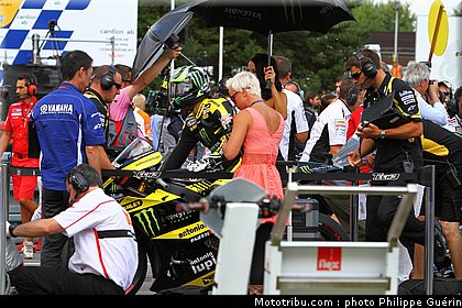 motogp_crutchlow_003_republique_tcheque_brno_2011.JPG