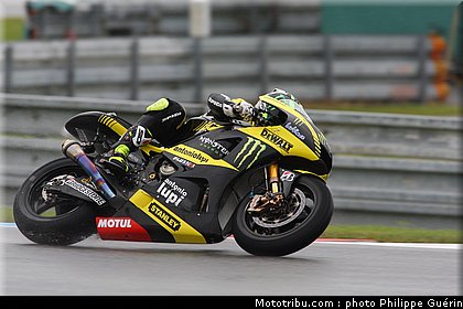 motogp_crutchlow_007_republique_tcheque_brno_2011.JPG