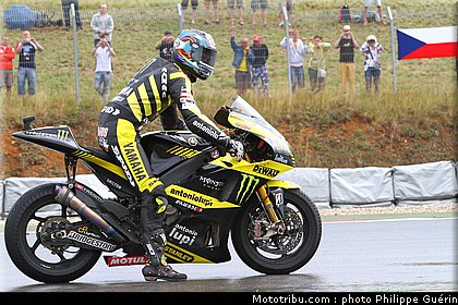 motogp_edwards_003_republique_tcheque_brno_2011.JPG