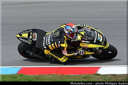 motogp_edwards_015_republique_tcheque_brno_2011.JPG