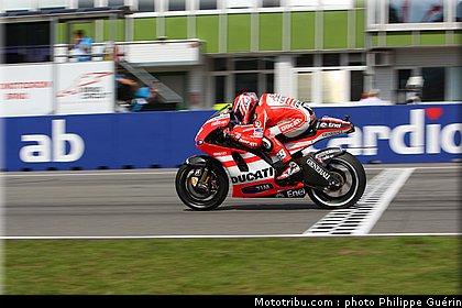 motogp_hayden_010_republique_tcheque_brno_2011.JPG