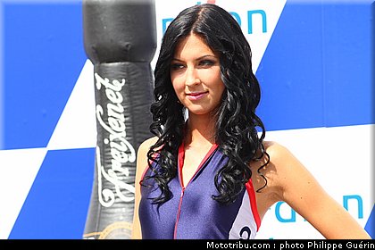 motogp_pitbabe_025_republique_tcheque_brno_2011.JPG