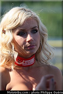 motogp_pitbabe_030_republique_tcheque_brno_2011.JPG