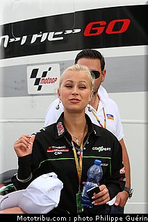 motogp_pitbabe_038_republique_tcheque_brno_2011.JPG