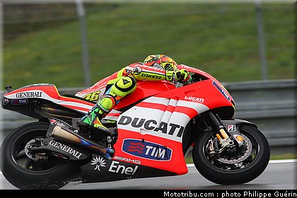 motogp_rossi_012_republique_tcheque_brno_2011.JPG