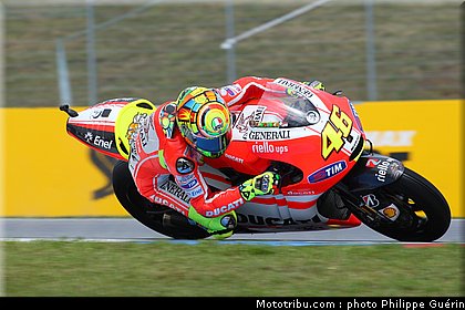 motogp_rossi_015_republique_tcheque_brno_2011.JPG