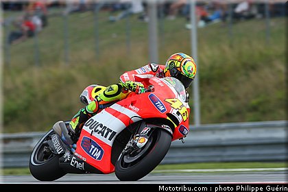 motogp_rossi_023_republique_tcheque_brno_2011.JPG