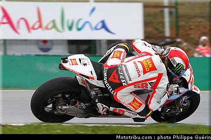 motogp_simoncelli_002_republique_tcheque_brno_2011.JPG
