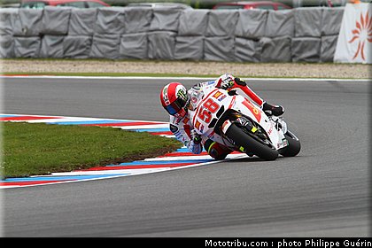 motogp_simoncelli_006_republique_tcheque_brno_2011.JPG
