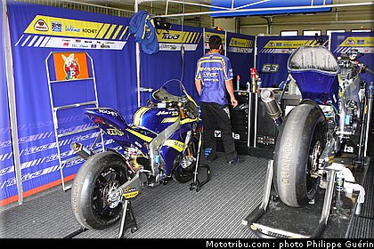 motogp_stand_021_republique_tcheque_brno_2011.JPG