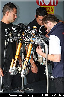 motogp_stand_047_republique_tcheque_brno_2011.JPG