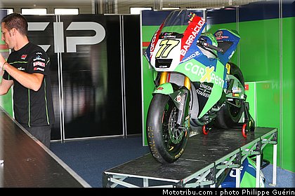motogp_stand_052_republique_tcheque_brno_2011.JPG