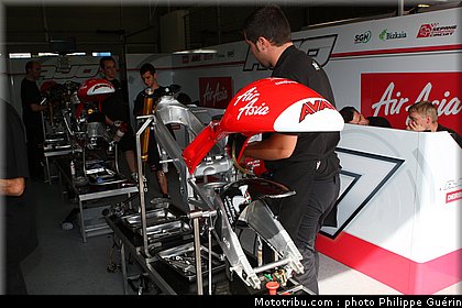 motogp_stand_057_republique_tcheque_brno_2011.JPG