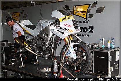 motogp_stand_059_republique_tcheque_brno_2011.JPG
