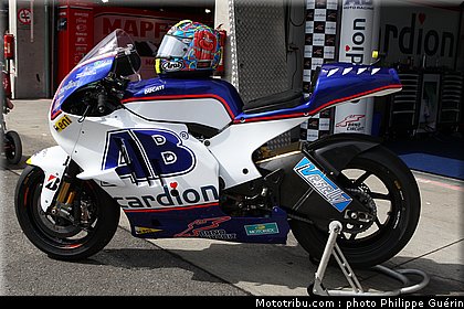 motogp_stand_064_republique_tcheque_brno_2011.JPG