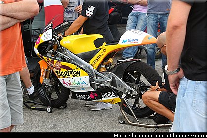 motogp_stand_071_republique_tcheque_brno_2011.JPG