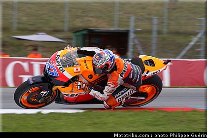 motogp_stoner_020_republique_tcheque_brno_2011.JPG