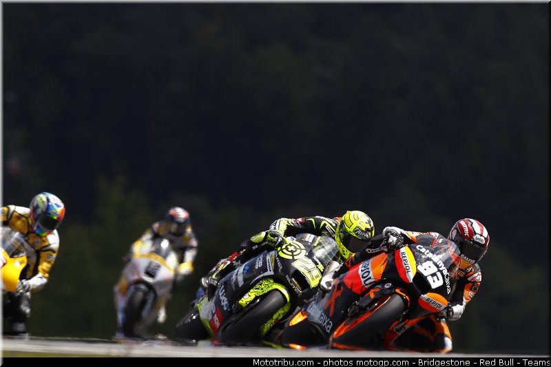 moto2_006_republique_tcheque_brno_2011